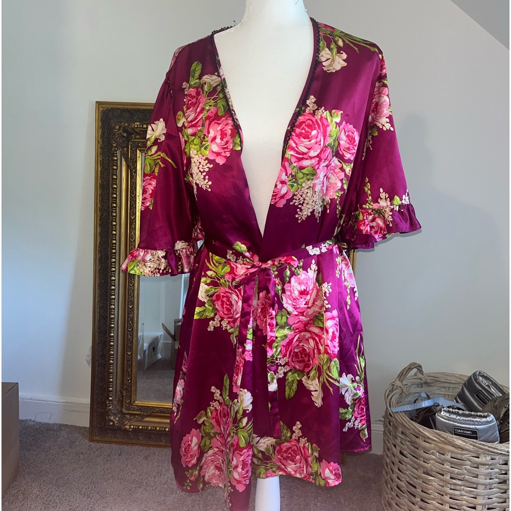 Vintage Betsey Johnson Robe